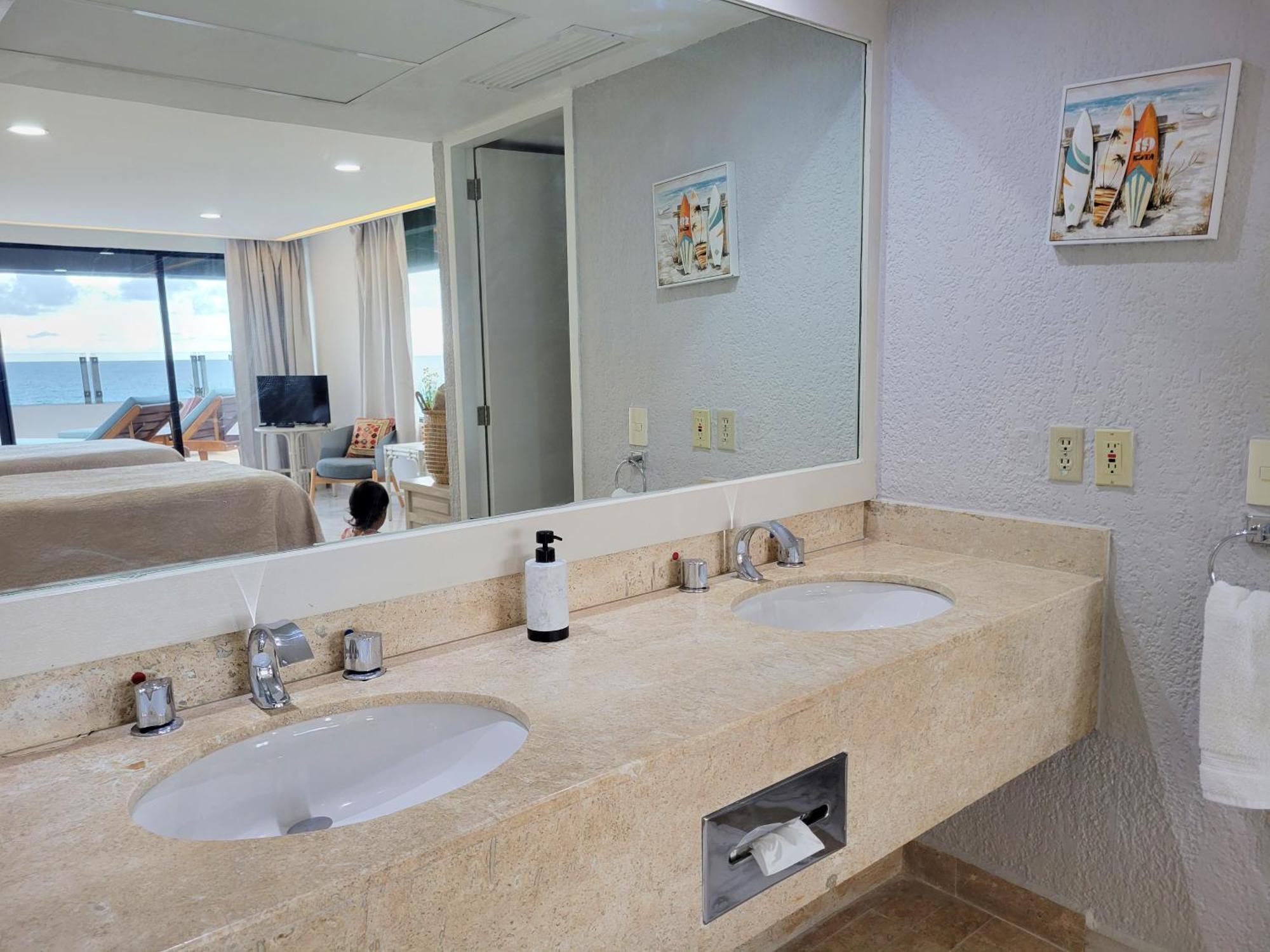 Beachfront Getaway Condo Cancún Exterior foto
